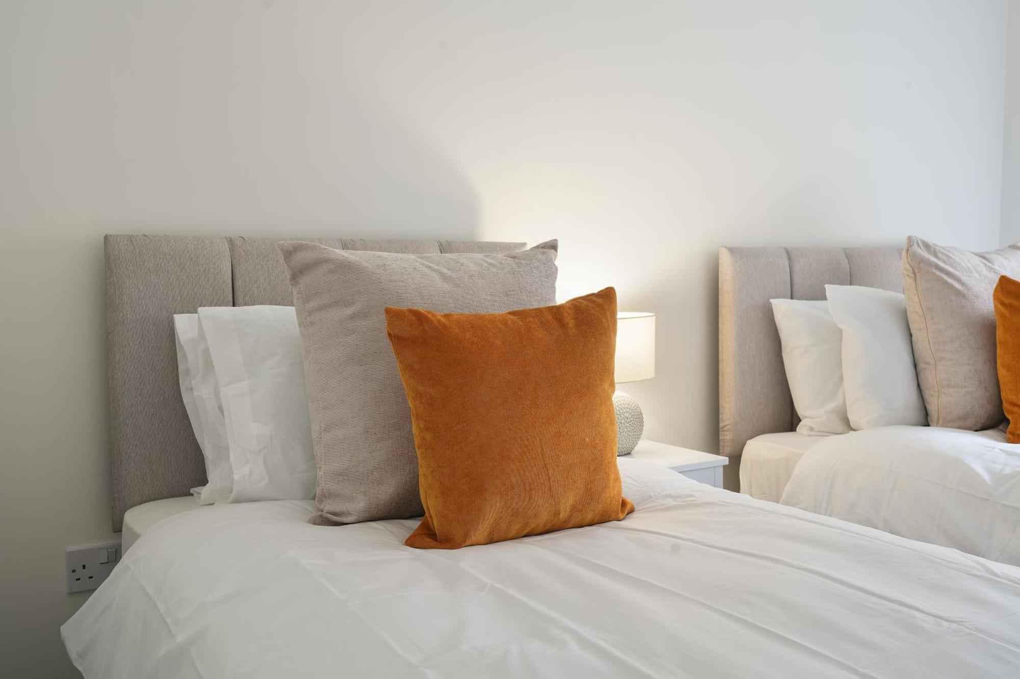 Mersey Way, Spacious 3 Bed Home, Close To Sheffield City Centre & Free Driveway Parking - Perfect For Workers, Groups & Families - Hosted By Stay Host Save Esterno foto